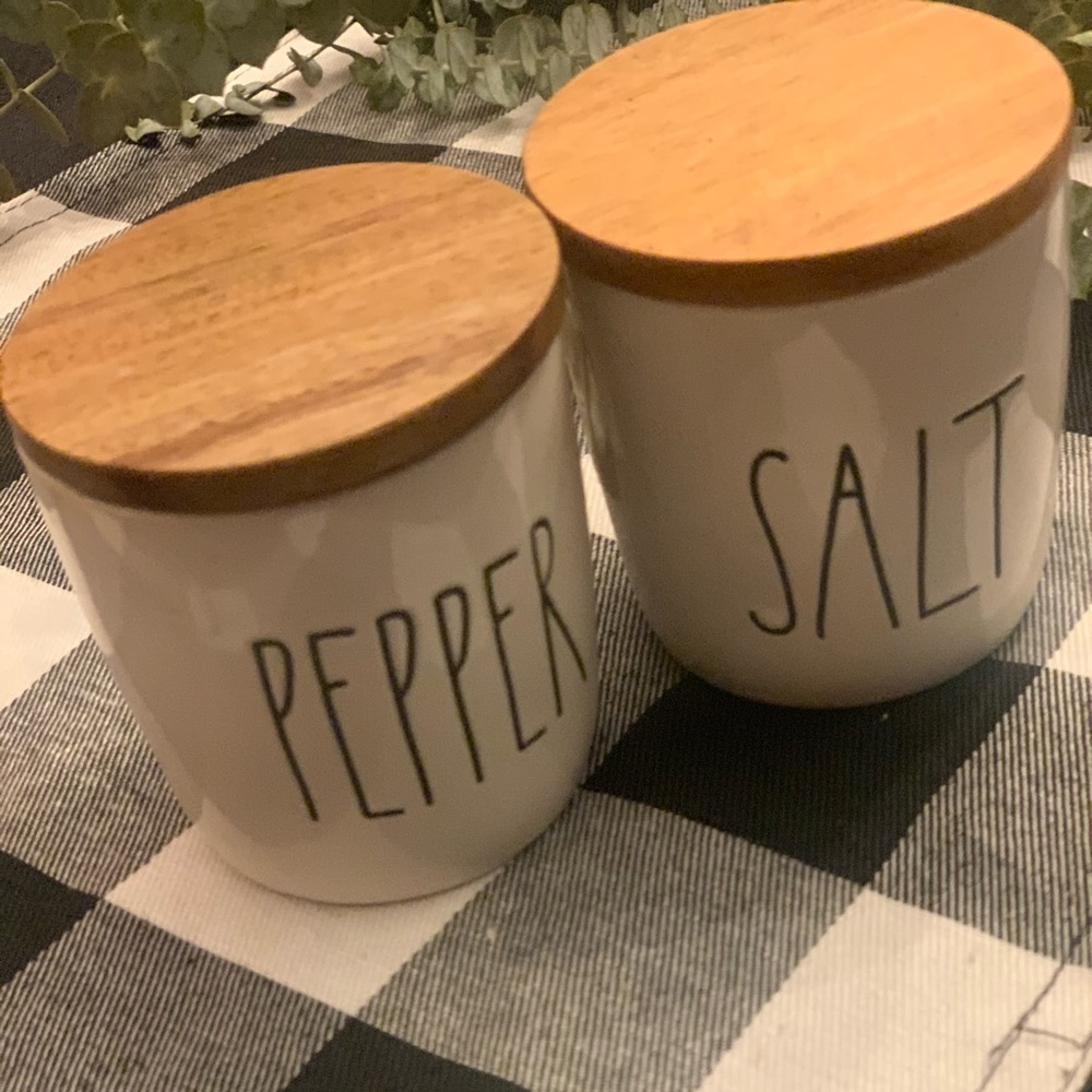 Rae Dunn Salt & Pepper Containers